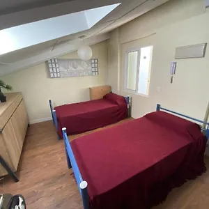 https://luxury-apartaments.hotelsinnerja.org